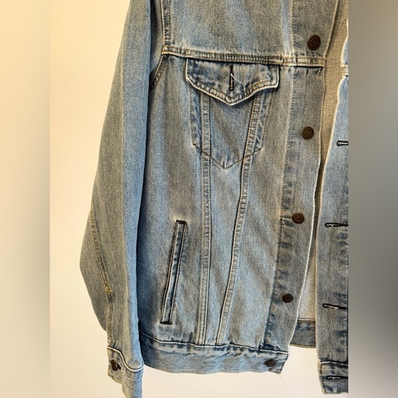 LEVI’S HIGHER BROTHERS 88RISING RAP HIP HOP TRUCKER DENIM JEAN JACKET LARGE - Picture 4 of 9